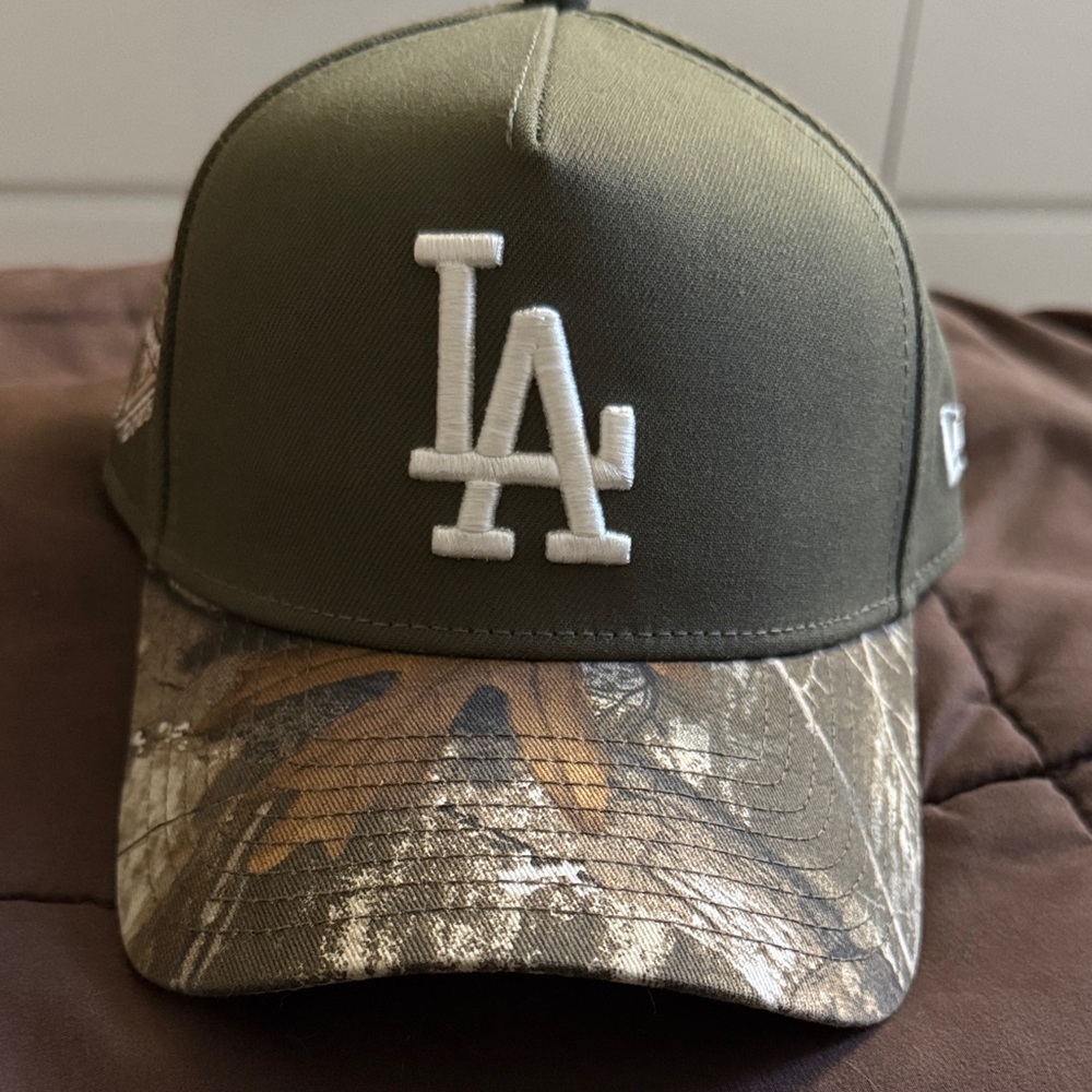 New Era LA Olive and Camo Cap (9 Forty)